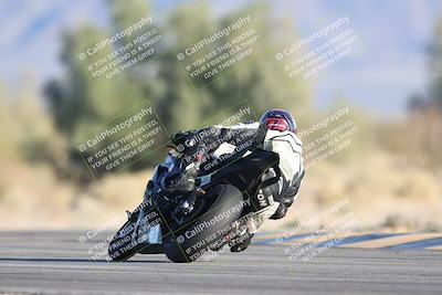 media/Dec-06-2025-CVMA (Sat) [[4a896cc04c]]/Race 12-Supersport Middleweight/